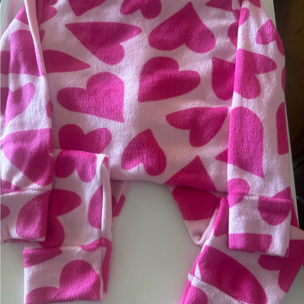 Cat & Jack Pink Heart Pajama Set